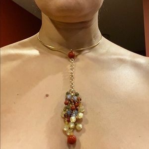 Gold choker necklace with hanging beads (USED)